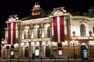 Латвийский Национальный театр: здесь родилось государство