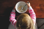 Меню для самоизоляции: как часто и что готовить ребёнку?