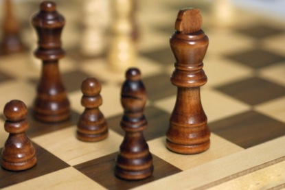 Зачем детей учить играть в шахматы?
