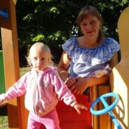 Пропавшая под Смоленском годовалая девочка выживала двое суток в лесу